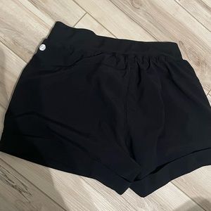 Zella Black Cuffed Elastic Waist Athletic Shorts